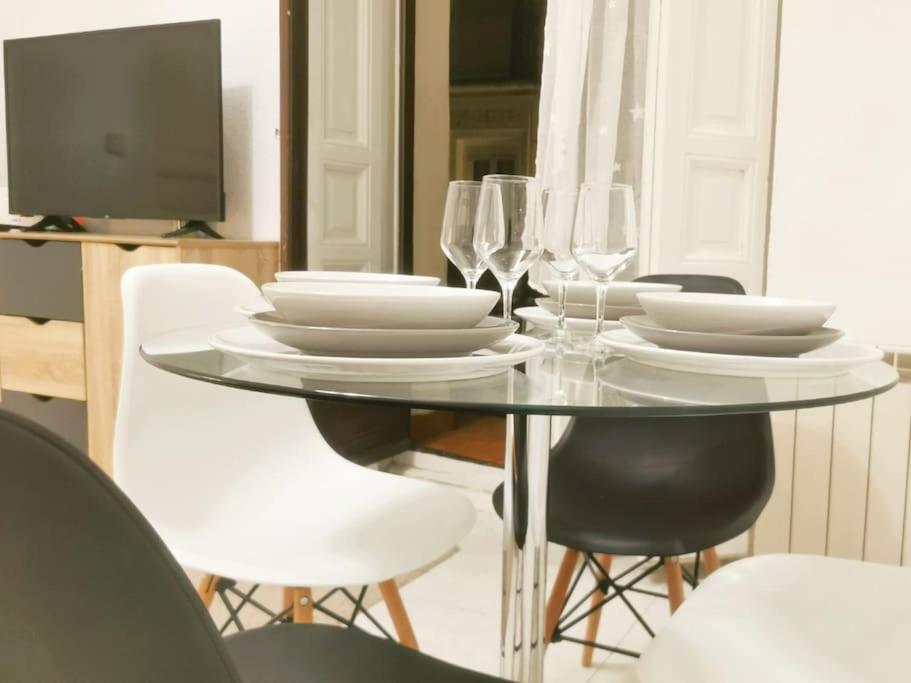 Alojamiento En Centro De Madrid Apartment Ngoại thất bức ảnh