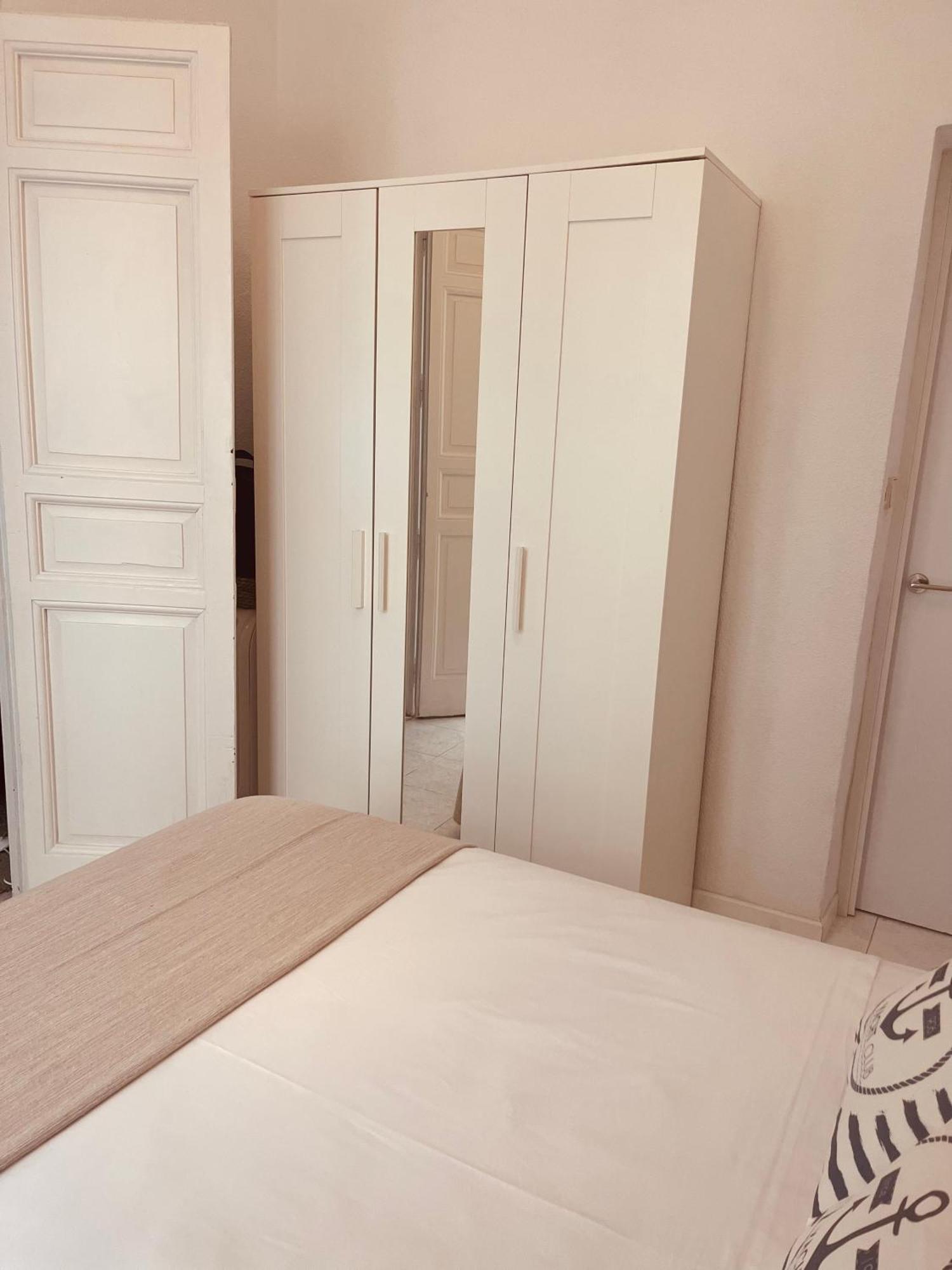 Alojamiento En Centro De Madrid Apartment Ngoại thất bức ảnh